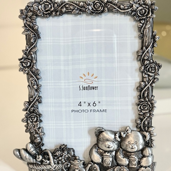 Vintage Sunflower Designs Pewter Photo Picture Frame Teddy Bear Picnic 4" X 6" - Picture 4 of 11